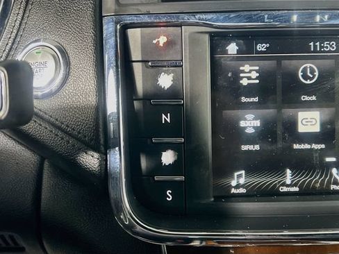 Used 2018 Lincoln Continental Premiere FWD image 24