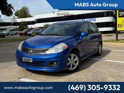 Used 2010 Nissan Versa Hatchback w/ Premium Pkg