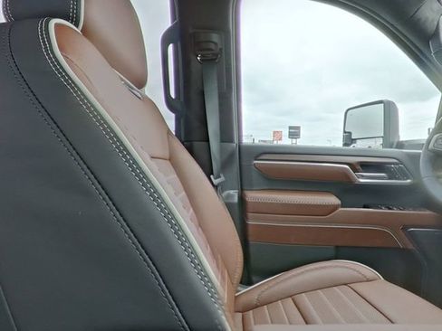 New 2026 GMC Sierra 2500 Denali Ultimate AWD/4WD image 34
