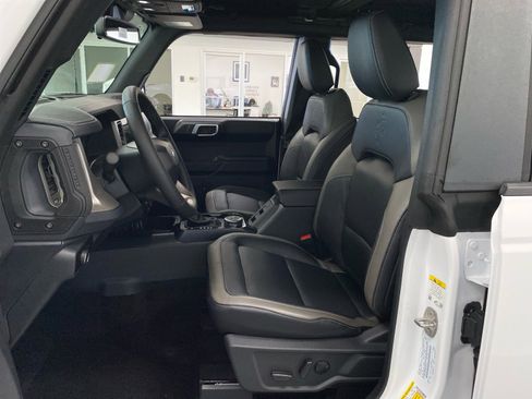 New 2025 Ford Bronco Outer Banks image 22