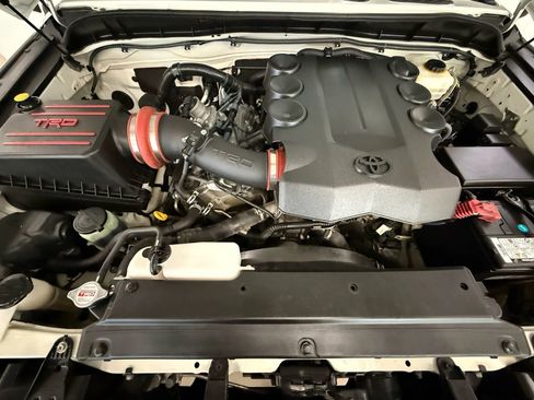 Used 2014 Toyota FJ Cruiser 4WD image 22