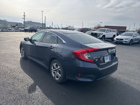 Used 2018 Honda Civic LX image 3