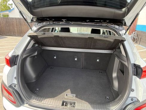 Used 2020 Hyundai Kona SEL FWD image 16