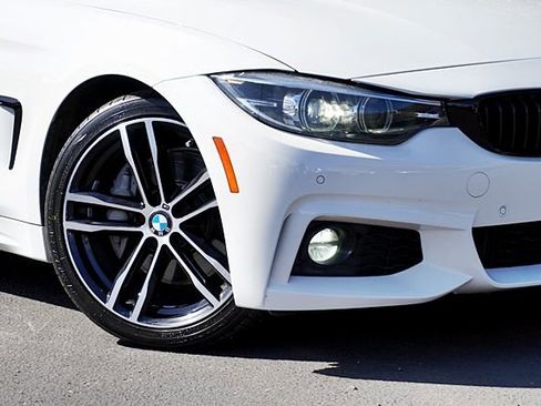 Used 2020 BMW 430i Coupe w/ M Sport Package image 4