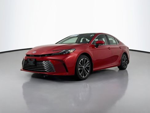 Certified 2025 Toyota Camry XLE w/ Premium Plus Package AWD/4WD image 3
