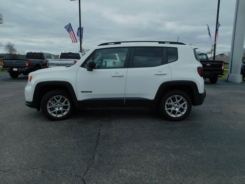 Used 2023 Jeep Renegade Latitude w/ Premium Group image 6