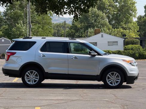 Used 2012 Ford Explorer XLT AWD/4WD image 6