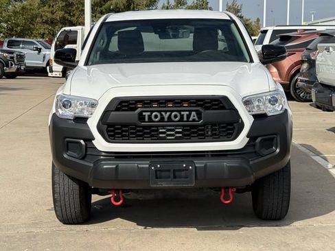Used 2022 Toyota Tacoma SR RWD image 7