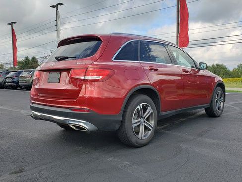 Used 2017 Mercedes-Benz GLC 300 4MATIC image 3