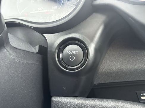 Used 2026 Toyota Sienna XSE image 17