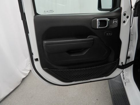 Certified 2022 Jeep Wrangler Unlimited Sport image 41