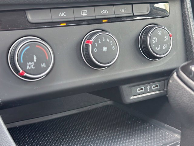 Used 2023 Volkswagen Jetta S FWD image 21