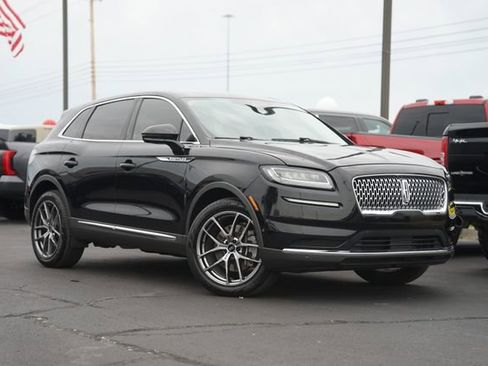 Used 2021 Lincoln Nautilus AWD w/ Equipment Group 101A image 2