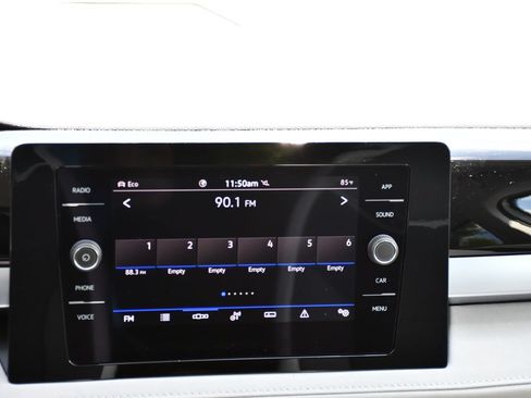 New 2026 Volkswagen Taos SE AWD/4WD image 27