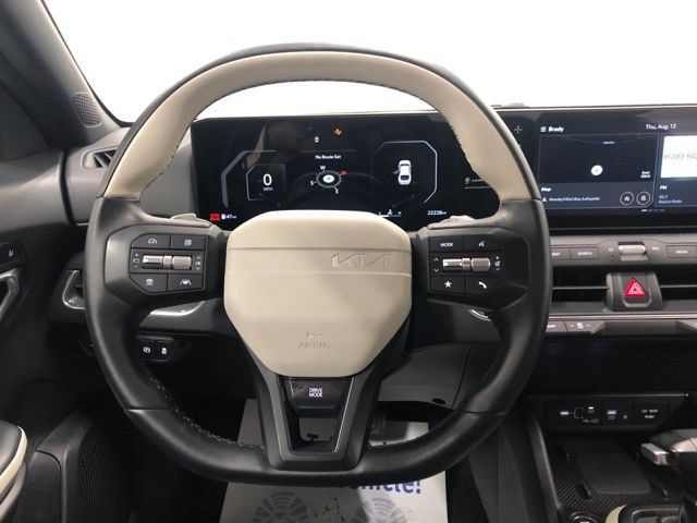 Used 2025 Kia K4 GT-Line w/ GT-Line Premium Package FWD image 15
