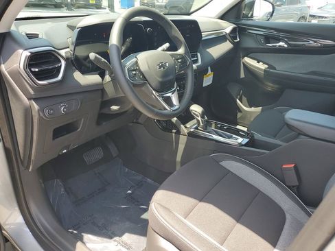 New 2026 Chevrolet TrailBlazer LT w/ Convenience Package FWD image 20