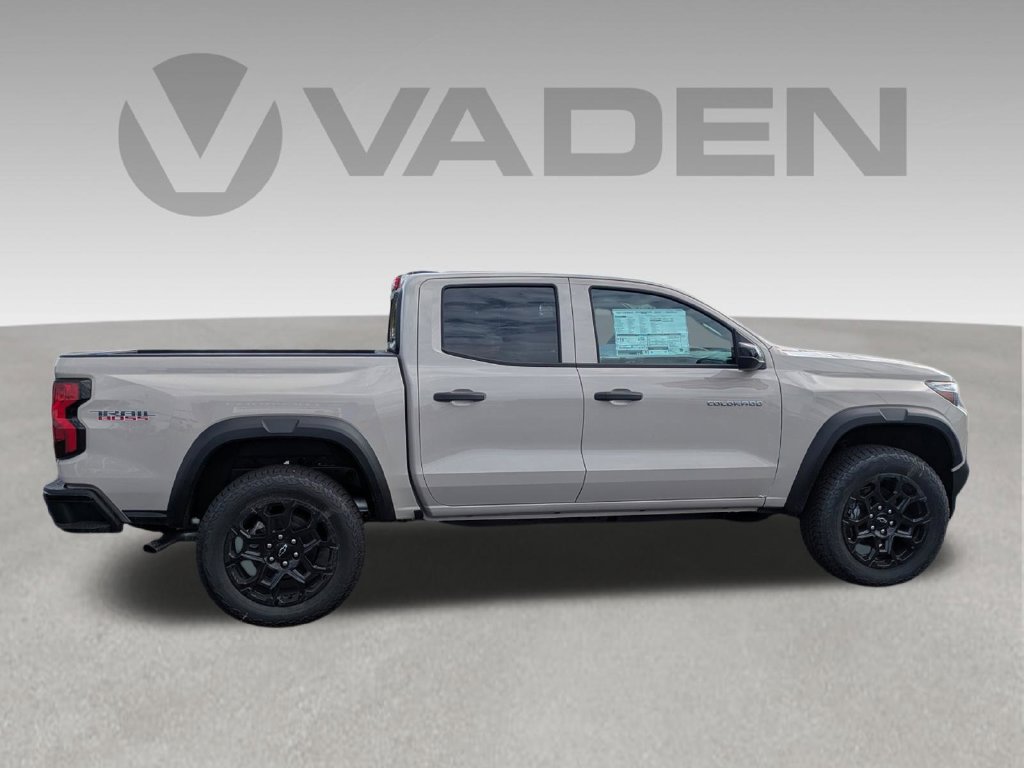 New 2026 Chevrolet Colorado Trail Boss w/ Midnight Edition AWD/4WD image 21