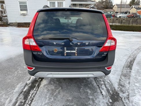 Used 2010 Volvo XC70 3.2 image 4