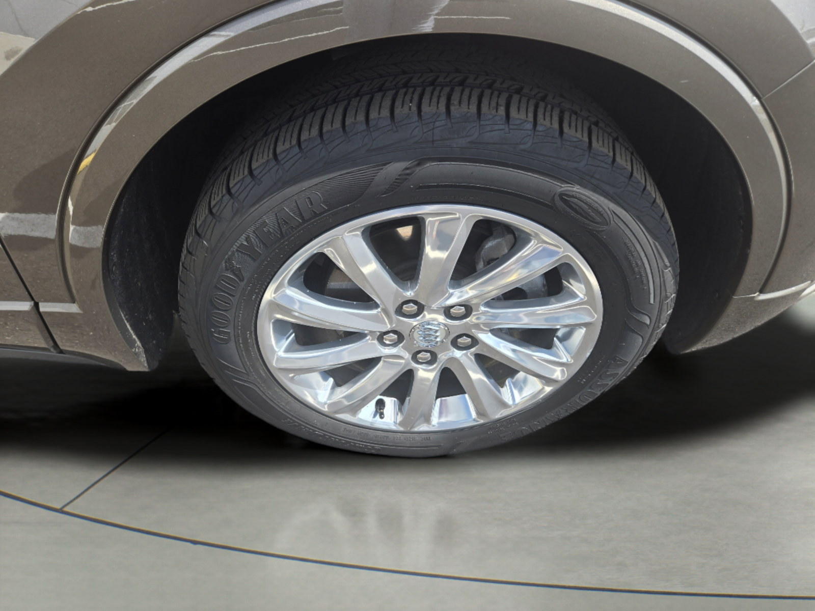 Used 2019 Buick Envision Essence w/ LPO, Active Package AWD/4WD image 27