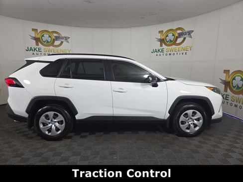 Used 2020 Toyota RAV4 LE w/ All Weather Liner Package AWD/4WD image 10