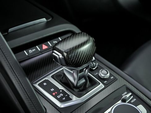 Used 2017 Audi R8 V10 plus AWD/4WD image 32