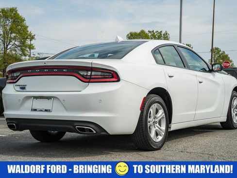 Used 2023 Dodge Charger SXT image 4