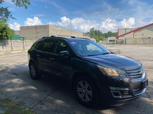 Used 2016 Chevrolet Traverse LT AWD/4WD image 7