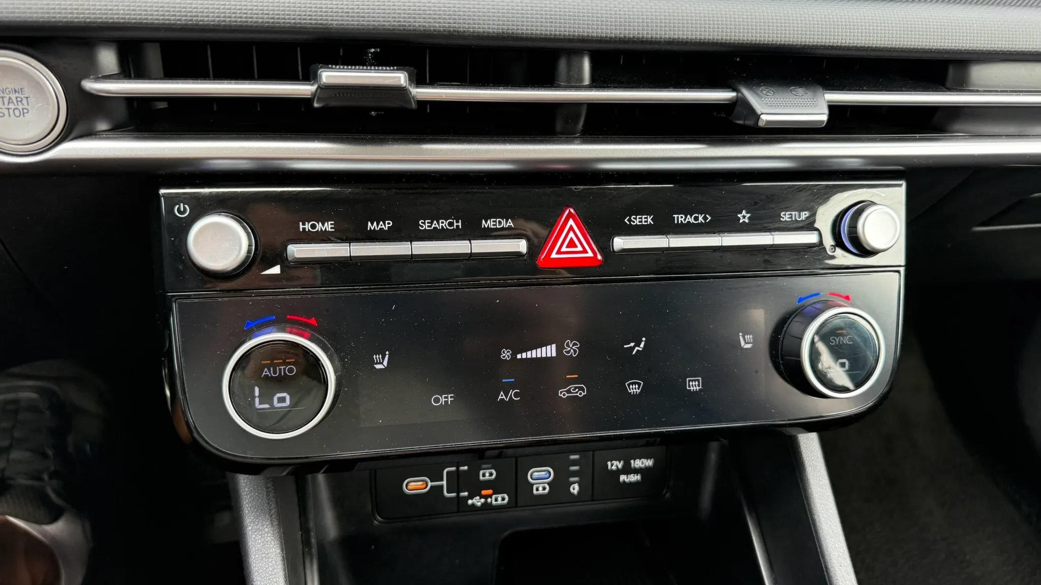 Used 2025 Hyundai Tucson SEL FWD image 24