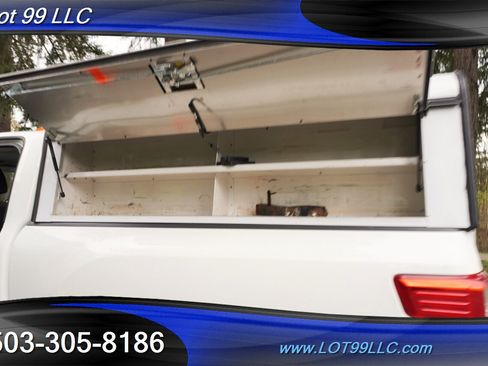 Used 2021 Nissan Titan SV w/ SV Convenience Package AWD/4WD image 16