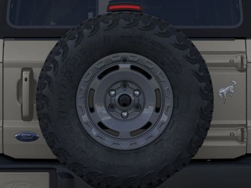 New 2025 Ford Bronco Outer Banks w/ Sasquatch Package AWD/4WD image 24