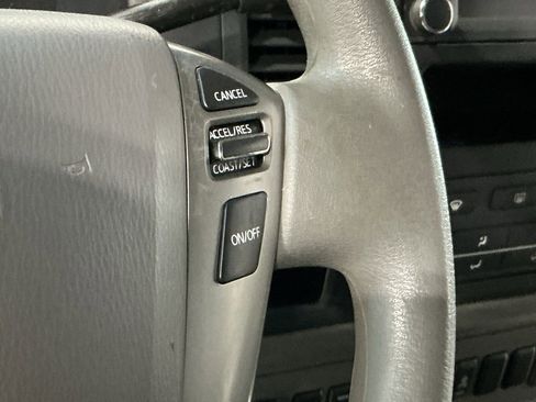 Used 2017 Nissan NV 2500 SV w/ Technology Package image 32