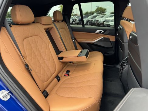 Used 2026 BMW X5 M60i image 44