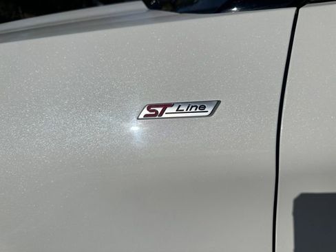 Used 2023 Ford Explorer ST-Line w/ Class IV Trailer Tow Package image 17