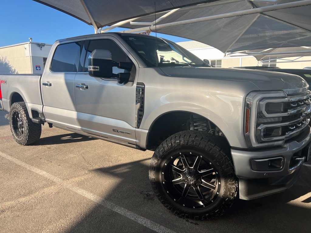 Used 2024 Ford F250 Platinum w/ FX4 Off-Road Package AWD/4WD image 2