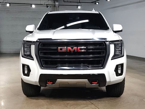 Used 2024 GMC Yukon AT4 w/ AT4 Premium Plus Package image 2