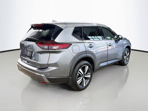 Used 2024 Nissan Rogue SL w/ SL Premium Package AWD/4WD image 10
