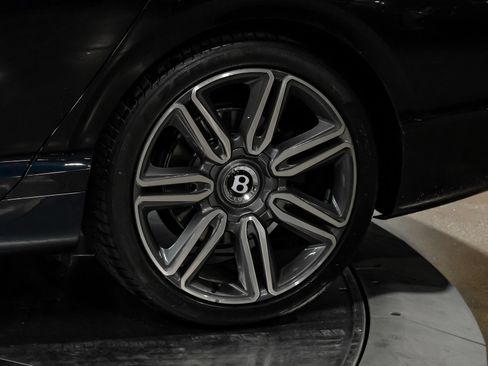 Used 2018 Bentley Flying Spur W12 AWD/4WD image 72