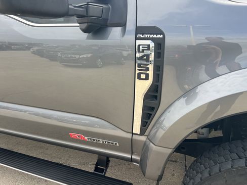 Used 2024 Ford F450 Platinum image 3