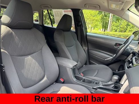 Used 2023 Toyota Corolla Cross LE AWD/4WD image 26