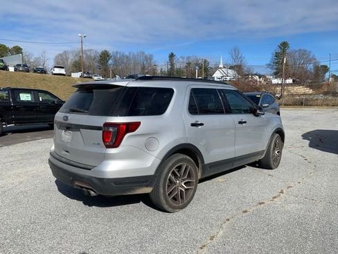 Used 2018 Ford Explorer Sport w/ Equipment Group 401A image 26