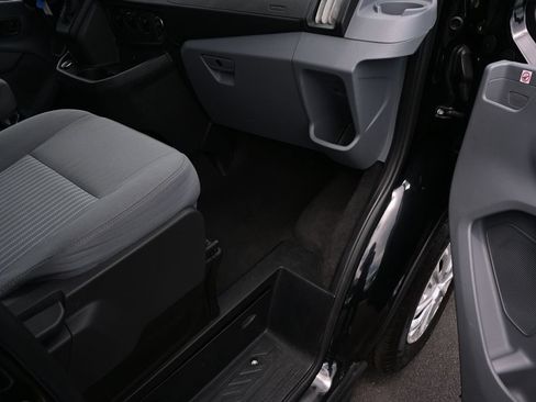 Used 2019 Ford Transit 350 XLT RWD image 19