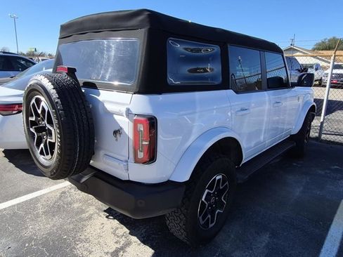 Used 2023 Ford Bronco Outer Banks image 4