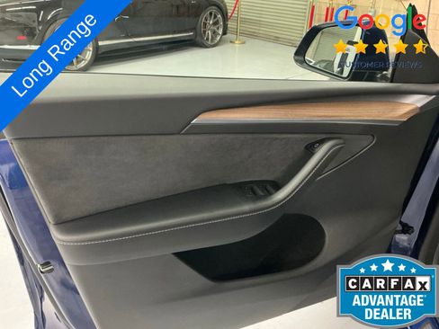 Used 2022 Tesla Model Y Long Range image 19