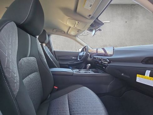 New 2026 Nissan Sentra SV image 24