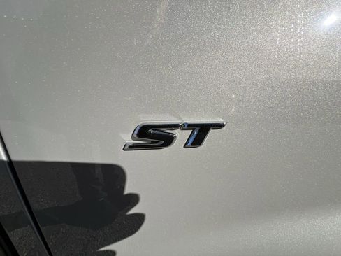 New 2026 Buick Enclave Sport Touring w/ Power Package image 33