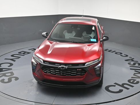 Used 2024 Chevrolet Trax RS w/ Sunroof Package image 21