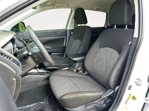 Used 2024 Mitsubishi Outlander Sport ES image 9