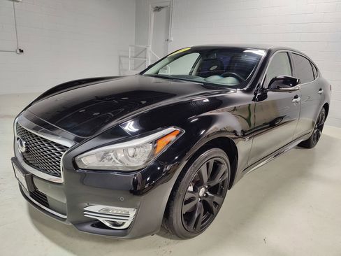 Used 2015 INFINITI Q70 L 3.7 w/ Technology Package image 17