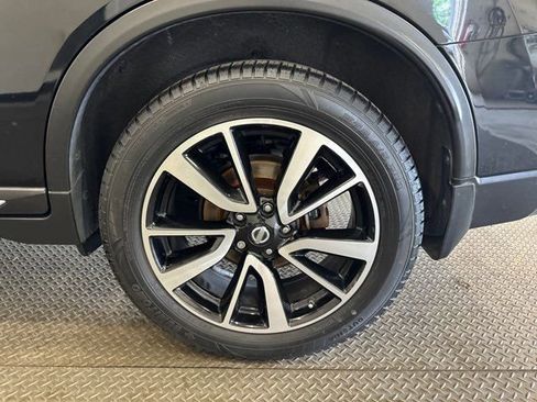 Used 2017 Nissan Rogue SL w/ SL Premium Package image 40