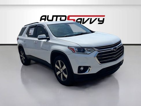 Used 2021 Chevrolet Traverse LT w/ LT Premium Package image 1